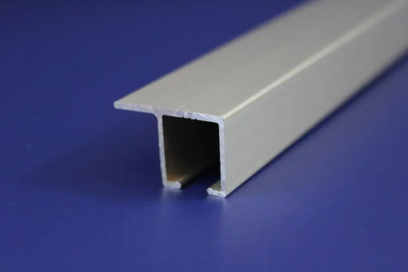 192-Inch Silver Satin Anodized Track – Model 4004 1