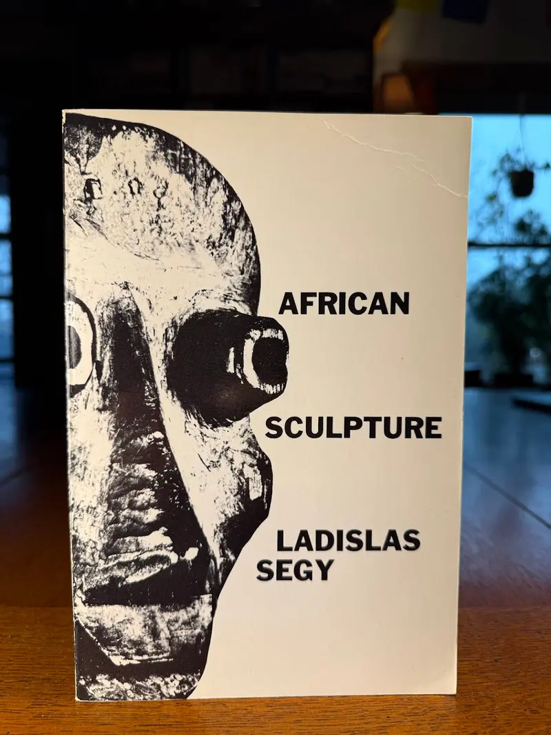 African Sculpture: Form, Function, And Meaning By Ladislas Segy 1
