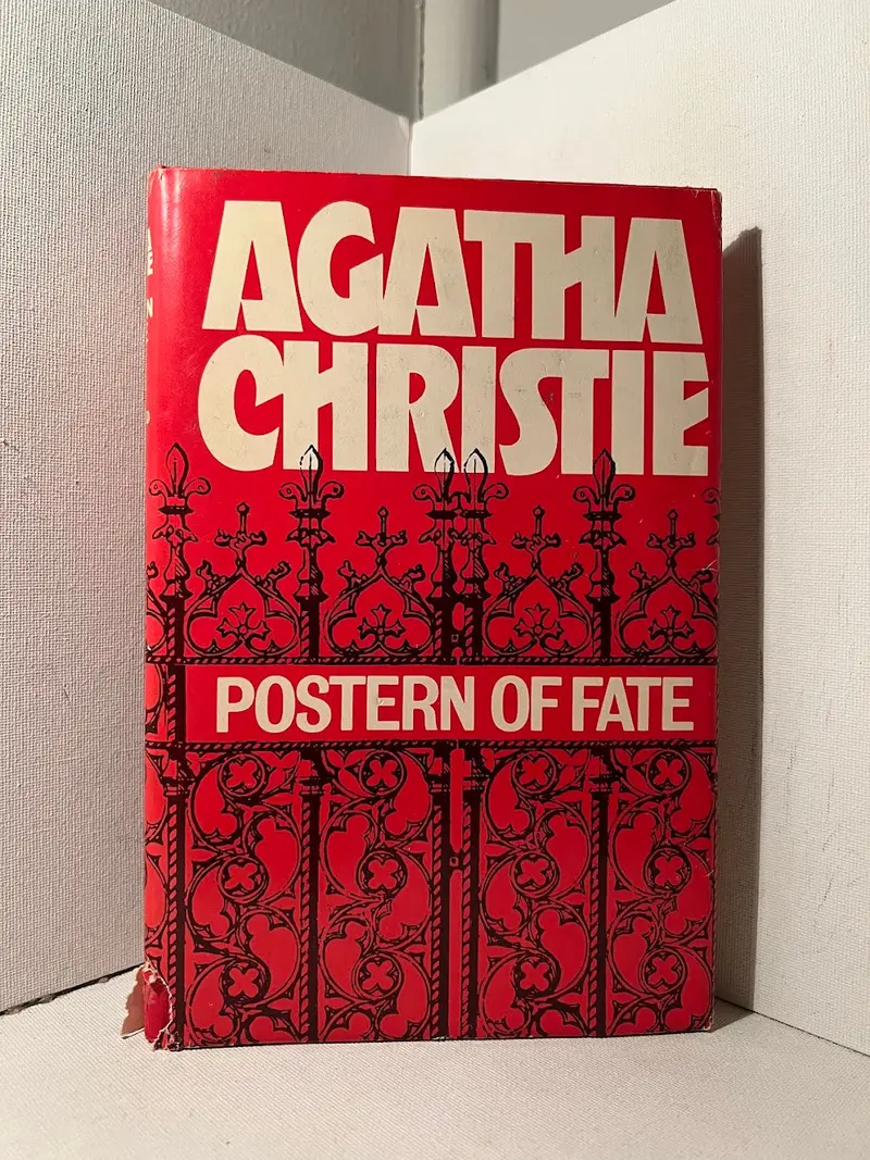 Agatha Christie'S Postern Of Fate: A Miss Marple Mystery Novel 1