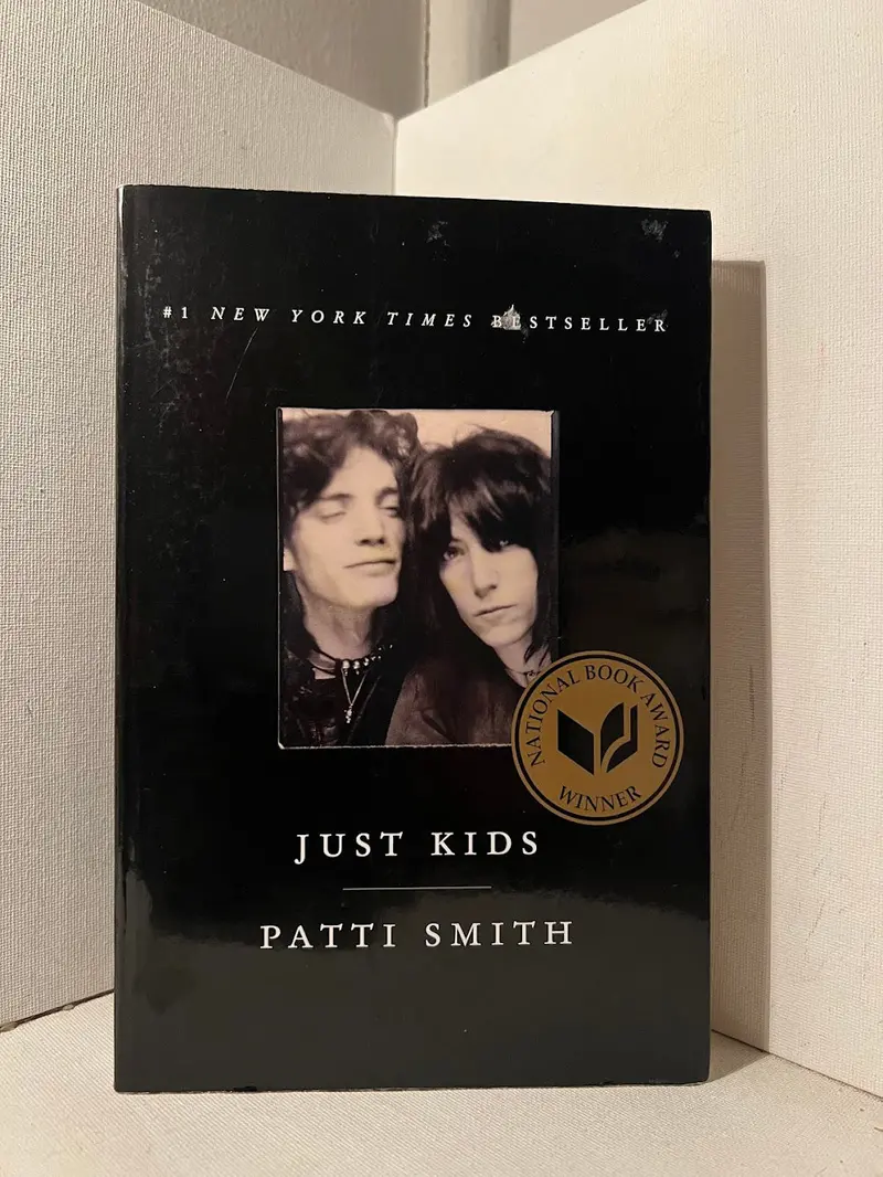 Just Kids: A Memoir By Patti Smith 1