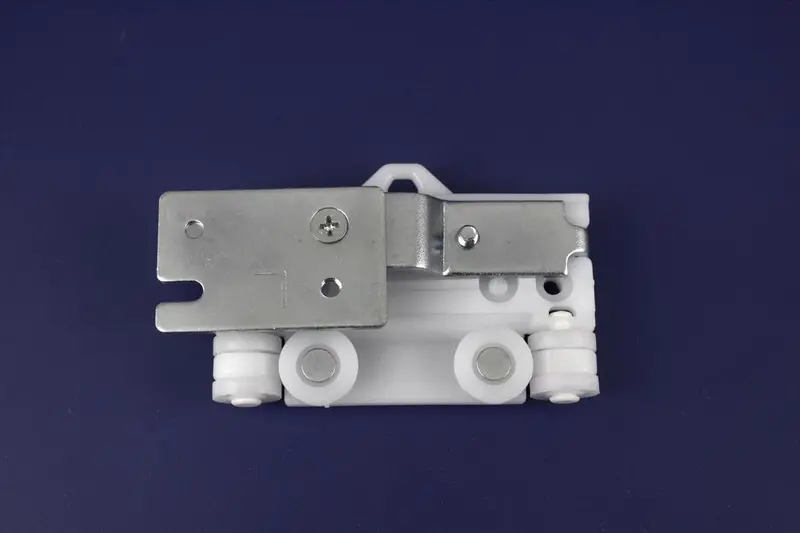 Left-Side Elevation-Adjustable Master Carrier Mounting Plate 1