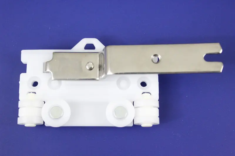 Right-Side 8-Wheel Master Carrier With Stainless Steel Arm (Advanced Design) 1