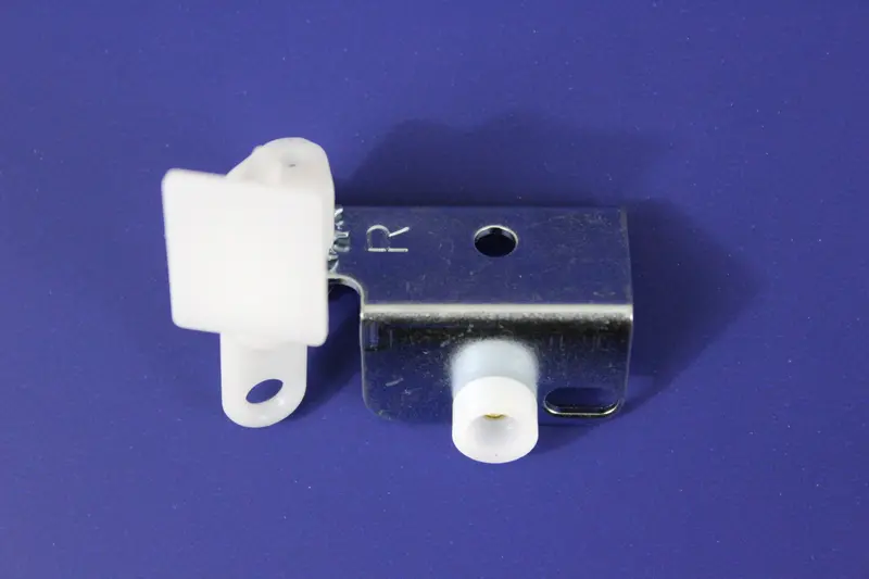 Right-Swing Return Plate For Sliding Door Systems 1