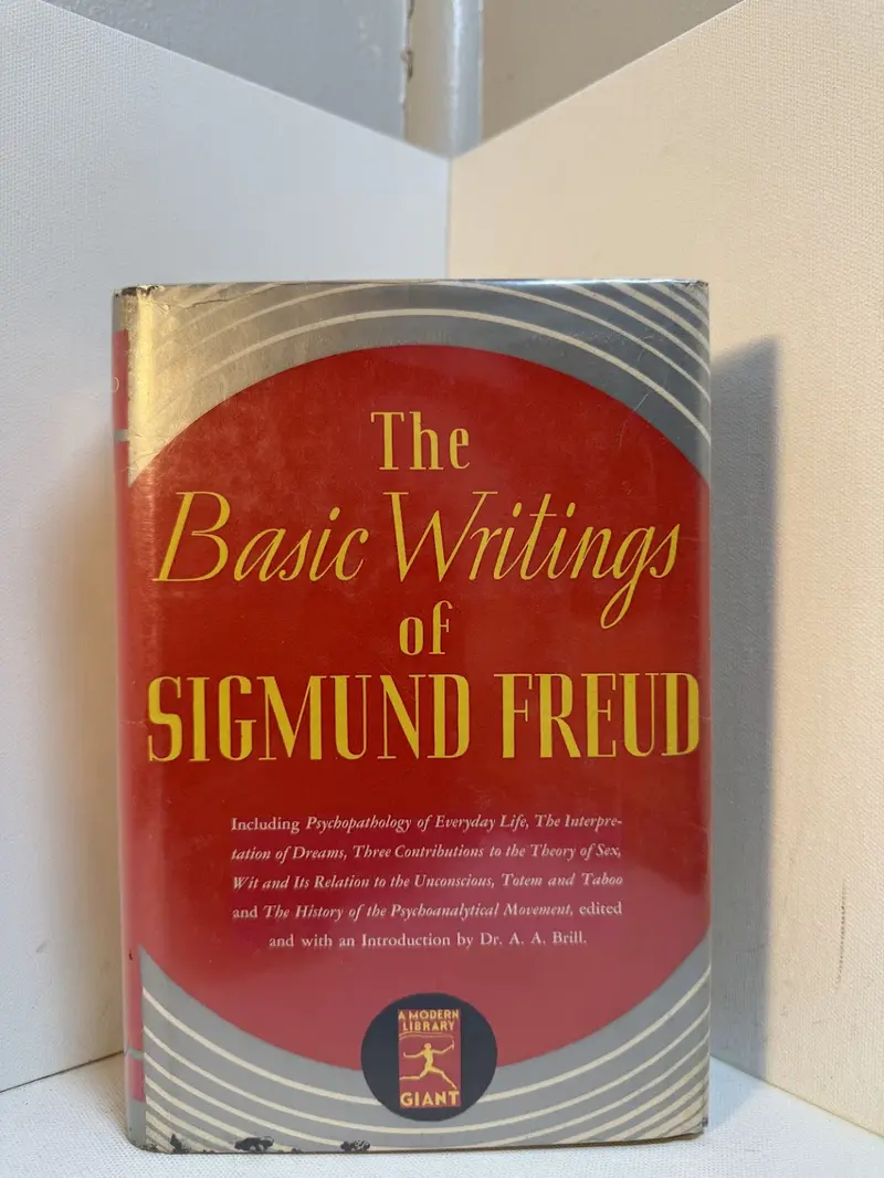 Sigmund Freud'S Essential Works: A Foundational Collection 1