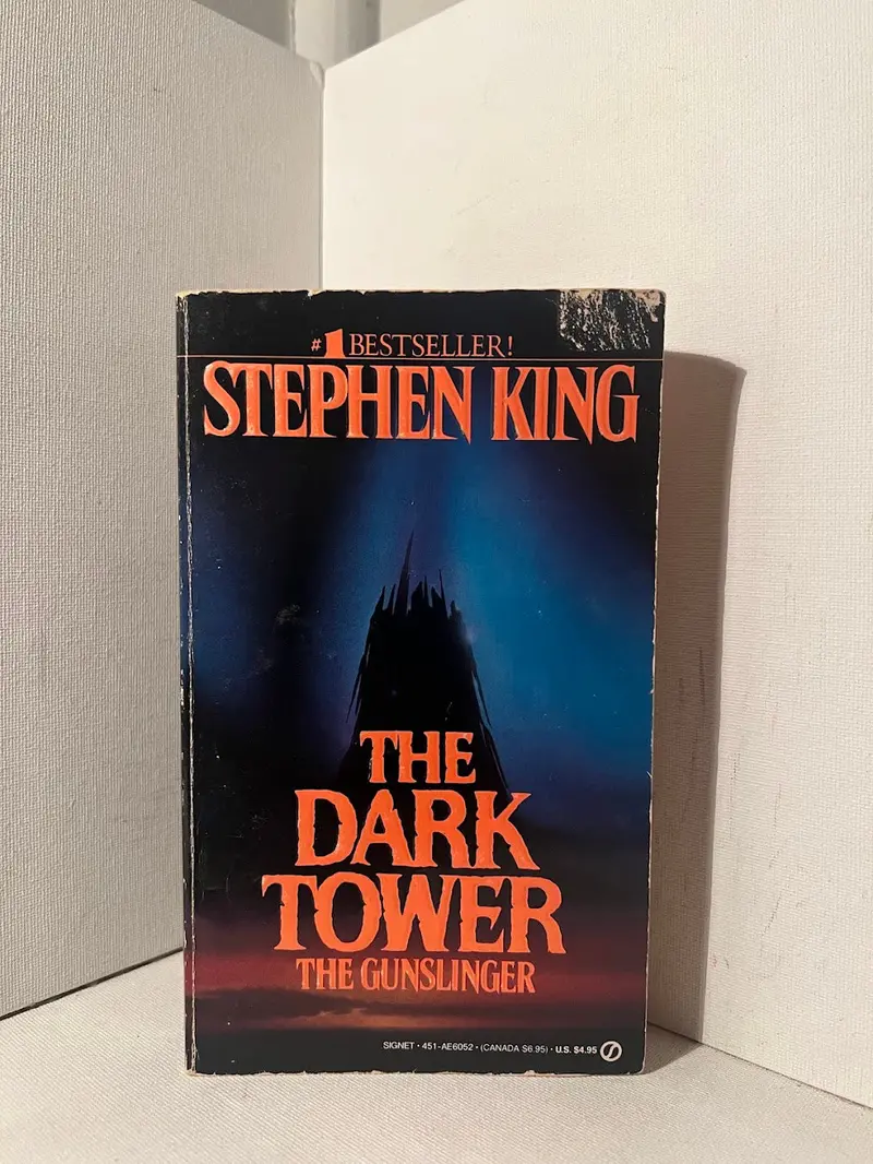 Stephen King'S The Dark Tower I: The Gunslinger — First Volume Of The Epic Saga 1