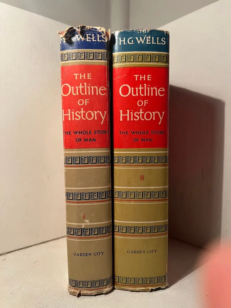The Outline Of History: H.G. Wells’ Definitive Two-Volume World History 1