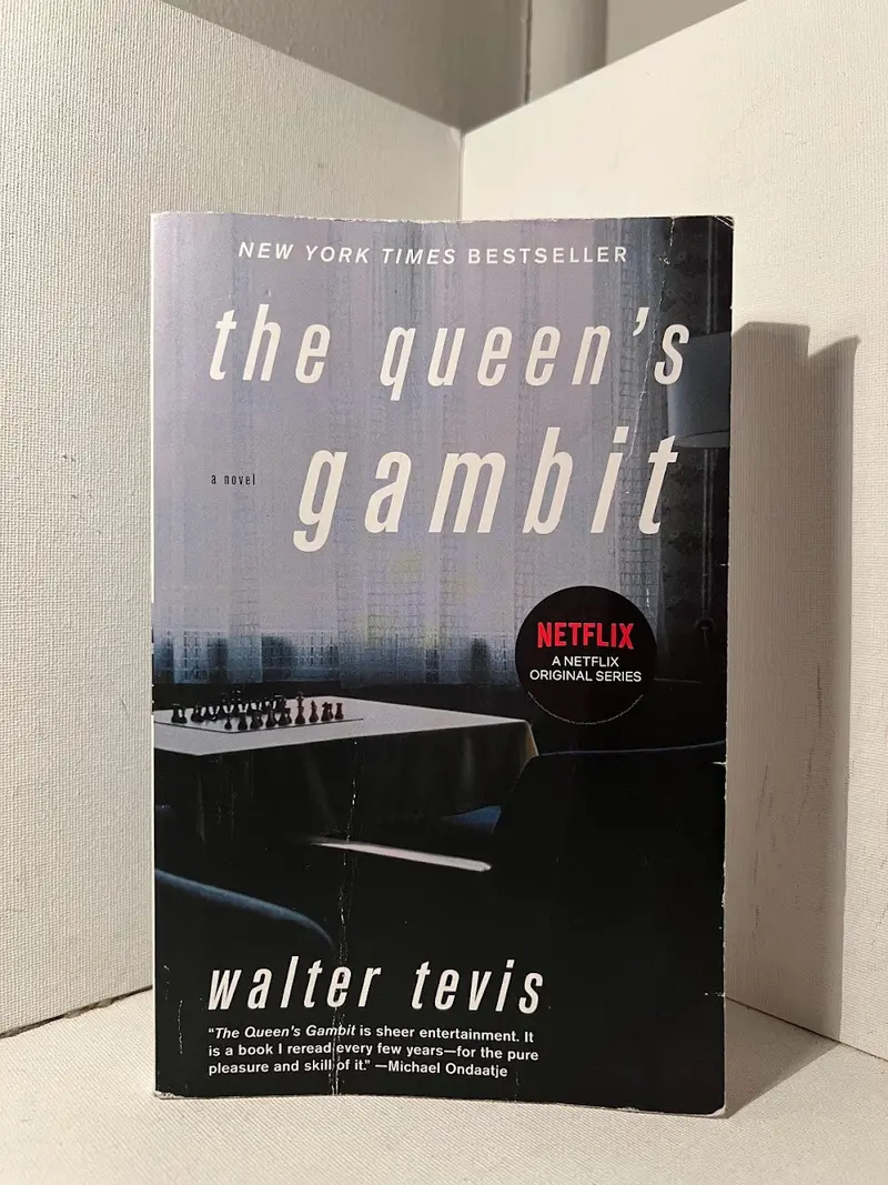 The Queen'S Gambit: A Novel By Walter Tevis 1